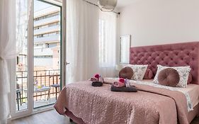 Romantic Apartment With Balcony